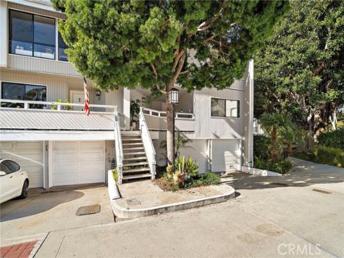 14 Baruna Court, Newport Beach, CA