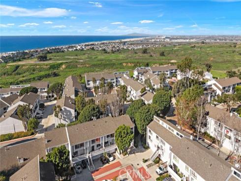 14 Baruna Court, Newport Beach, CA