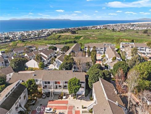 14 Baruna Court, Newport Beach, CA
