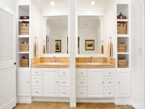 1826 Buttonshell , Newport Beach, CA