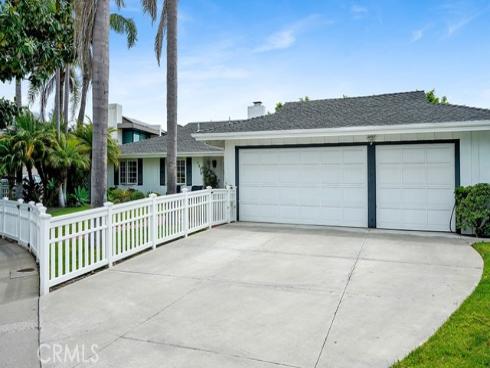1826  Buttonshell  , Newport Beach, CA