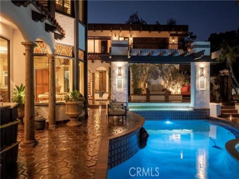 2 Trafalgar , Newport Beach, CA