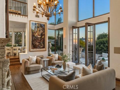 2 Trafalgar , Newport Beach, CA