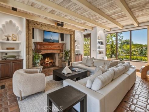 2 Trafalgar , Newport Beach, CA
