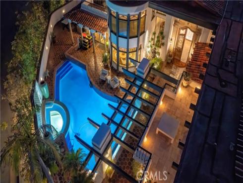 2 Trafalgar , Newport Beach, CA