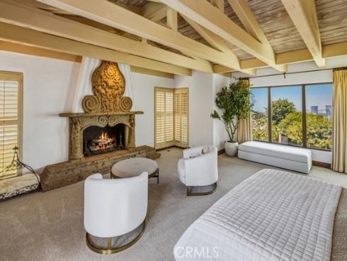 2 Trafalgar , Newport Beach, CA