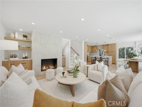 539 Vista Flora , Newport Beach, CA