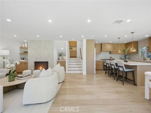 539 Vista Flora , Newport Beach, CA