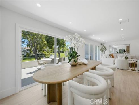 539 Vista Flora , Newport Beach, CA