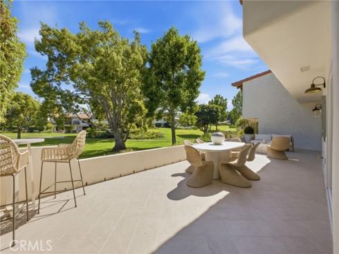 539 Vista Flora , Newport Beach, CA