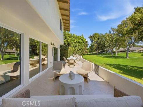 539 Vista Flora , Newport Beach, CA