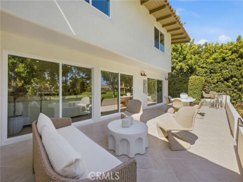 539 Vista Flora , Newport Beach, CA