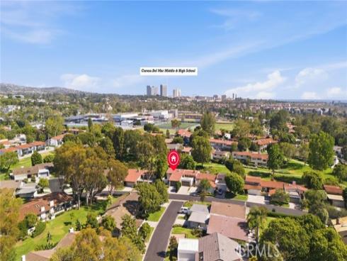 539 Vista Flora , Newport Beach, CA