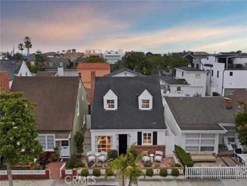 2029  Miramar   Drive, Newport Beach, CA