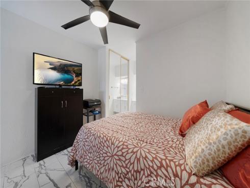 300 Cagney , Newport Beach, CA