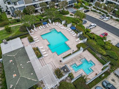300 Cagney , Newport Beach, CA