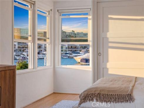 1403 N Bayfront , Newport Beach, CA