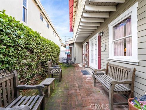 209 Ruby , Newport Beach, CA