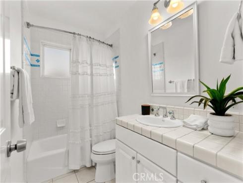 1412 Vivian Lane, Newport Beach, CA