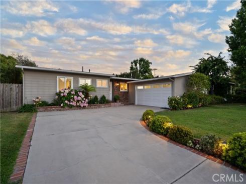 1412 Vivian Lane, Newport Beach, CA