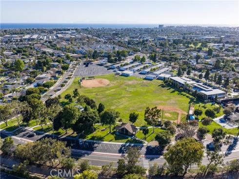 1412  Vivian   Lane, Newport Beach, CA