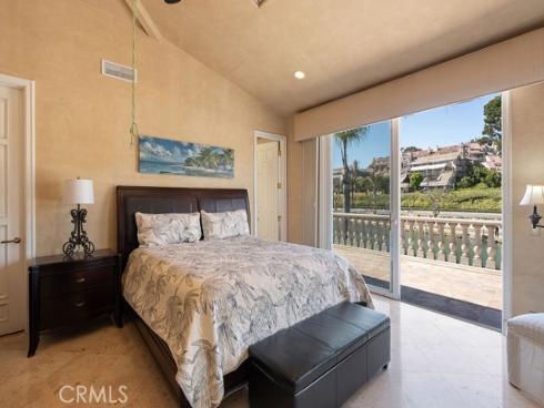 842 Harbor Island Drive, Newport Beach, CA