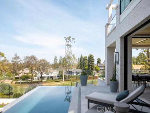 8 Cherry Hills , Newport Beach, CA