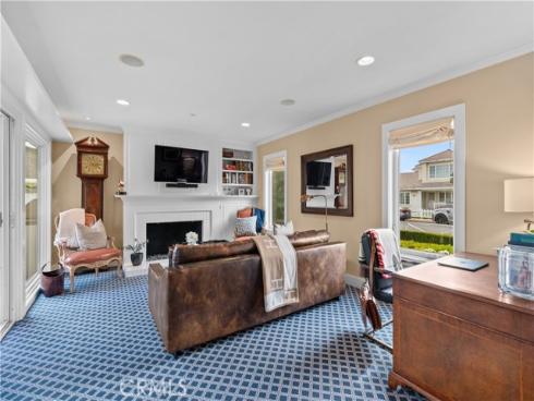 1230 Essex Lane, Newport Beach, CA