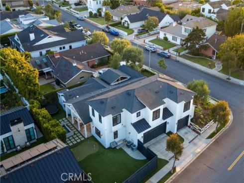 1230 Essex Lane, Newport Beach, CA