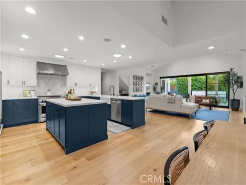 1230 Essex Lane, Newport Beach, CA