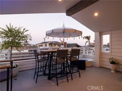 121  41st  , Newport Beach, CA