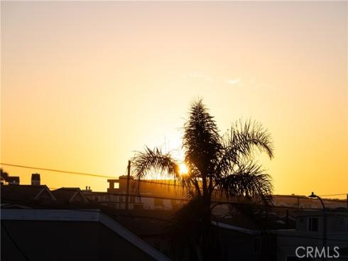 121  41st  , Newport Beach, CA