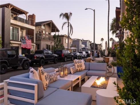 121  41st  , Newport Beach, CA