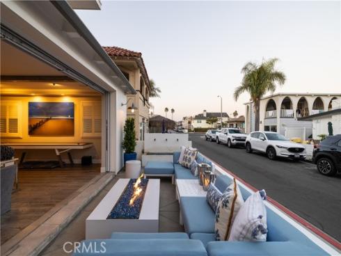 121  41st  , Newport Beach, CA