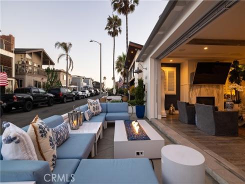 121  41st  , Newport Beach, CA
