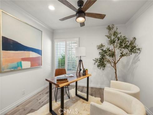 2332 Vista Huerta , Newport Beach, CA