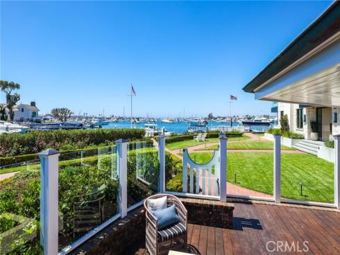 21  Bay Island  , Newport Beach, CA