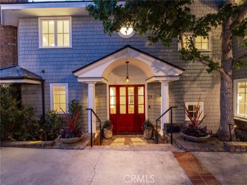 21  Bay Island  , Newport Beach, CA