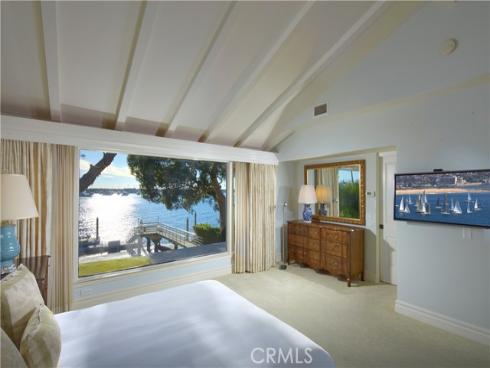 20 Harbor Island, Newport Beach, CA