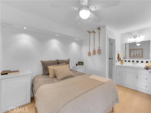 200 Mcneil 211 Lane, Newport Beach, CA