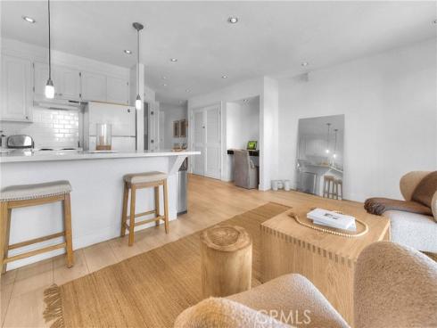200 Mcneil 211 Lane, Newport Beach, CA