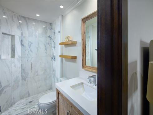 4 Inverness Lane, Newport Beach, CA