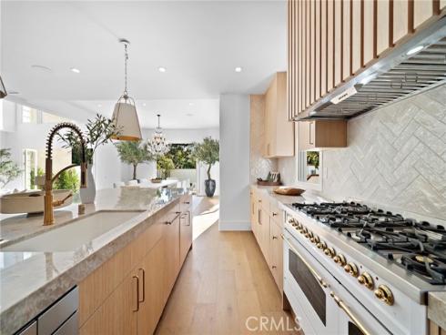 50 Belcourt , Newport Beach, CA