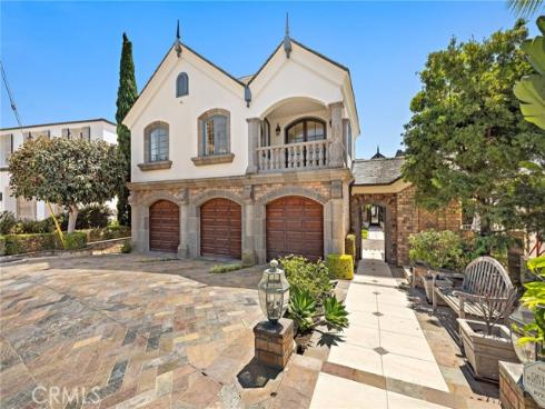 108 Kings Place , Newport Beach, CA