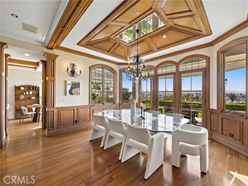 108 Kings Place , Newport Beach, CA