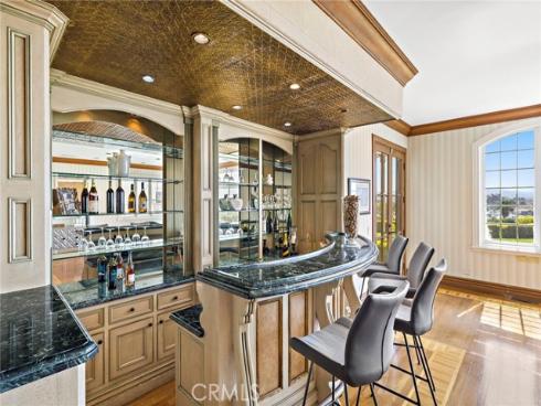 108 Kings Place , Newport Beach, CA