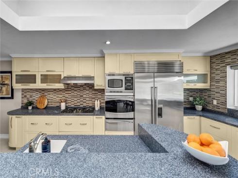 81 Royal Saint George Road, Newport Beach, CA