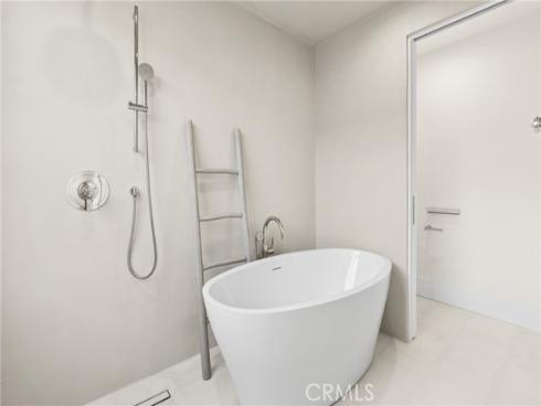 113 Grand Canal , Newport Beach, CA