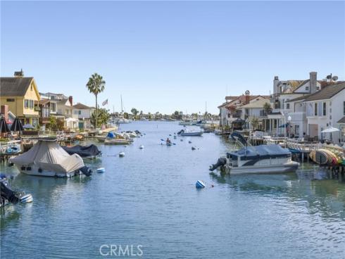 113 Grand Canal , Newport Beach, CA