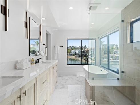4014 Channel Place, Newport Beach, CA